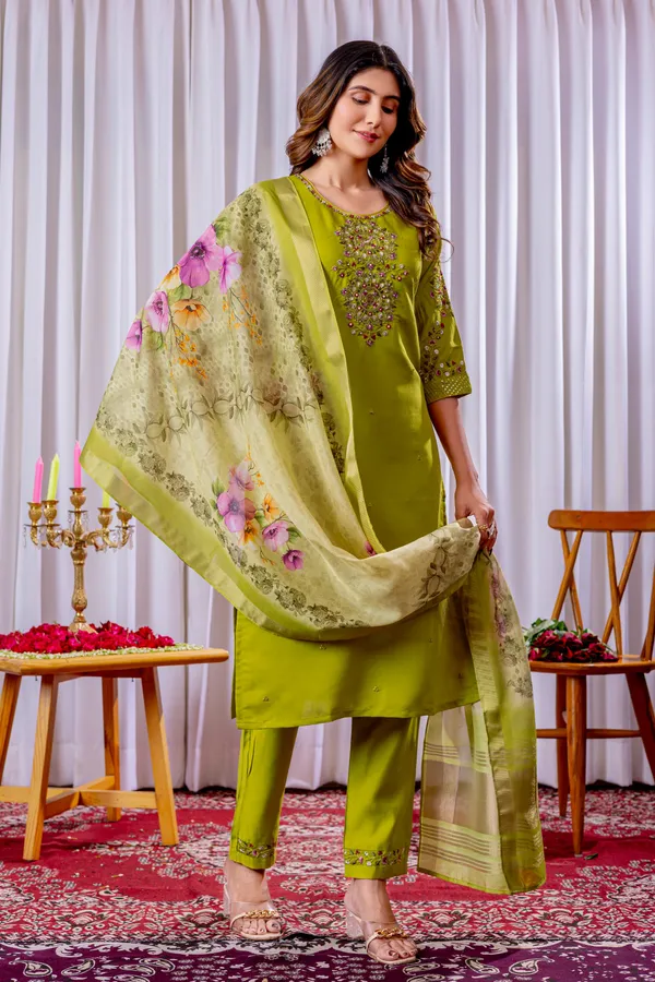 Viscose_Cotton_Aura_Straight_Kurti_Pant_Ensemble_with_Jacquard_Border_Dupatta