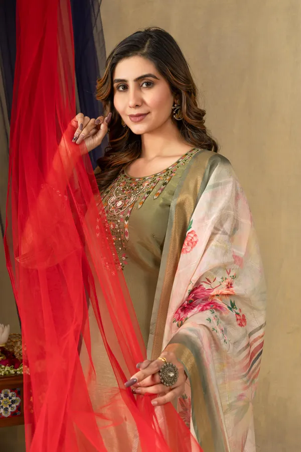 Shimmer_Gold_Cotton_Radiance_Straight_Kurti_Pant_Set_with_Printed_Dupatta