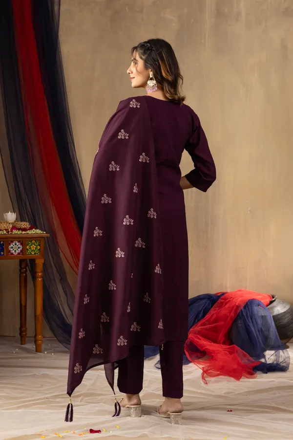 Wine_Bloom_Viscose_Straight_Kurti_Pant_Set_with_Chanderi_Cotton_Dupatta