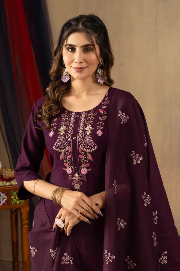 Wine_Bloom_Viscose_Straight_Kurti_Pant_Set_with_Chanderi_Cotton_Dupatta