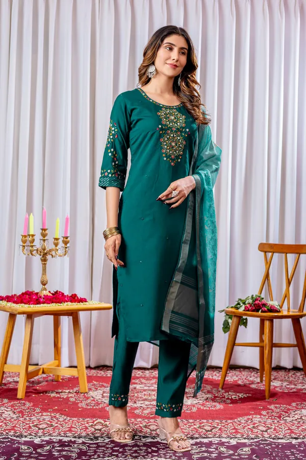Viscose_Cotton_Aura_Straight_Kurti_Pant_Ensemble_with_Jacquard_Border_Dupatta