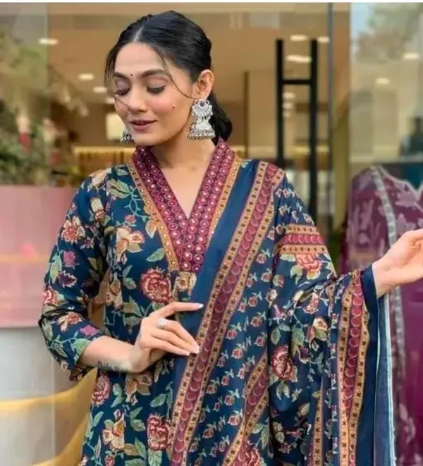 Women's_Rayon_Blend_Printed_Kurta_With_Palazzo_&_Dupatta