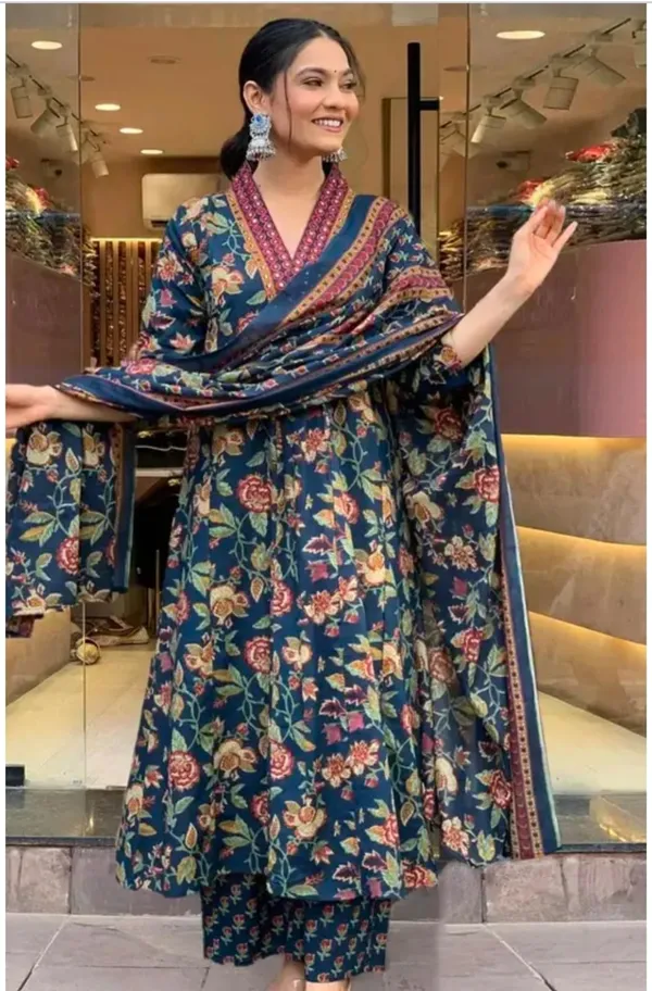 Women's_Rayon_Blend_Printed_Kurta_With_Palazzo_&_Dupatta