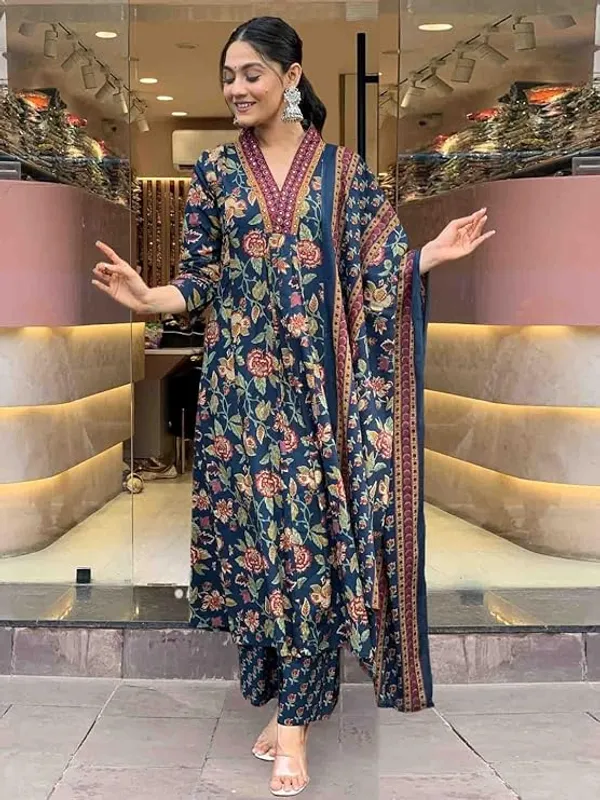 Women's_Rayon_Blend_Printed_Kurta_With_Palazzo_&_Dupatta