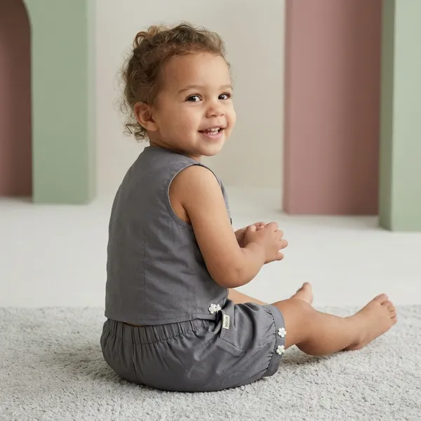 Grey_Cotton_Sleeveless_Vest_And_Shorts_Set_For_Girls
