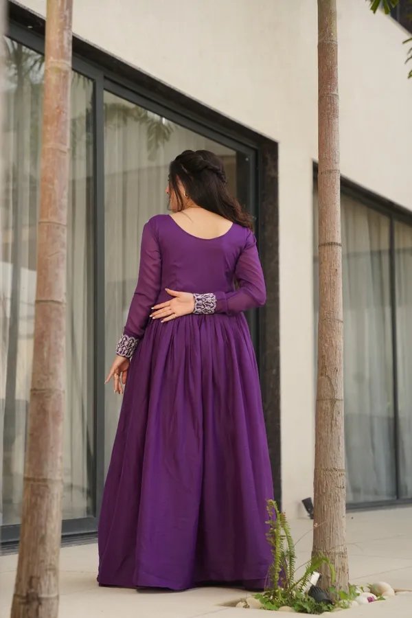 Purple_grown_with_embroidery