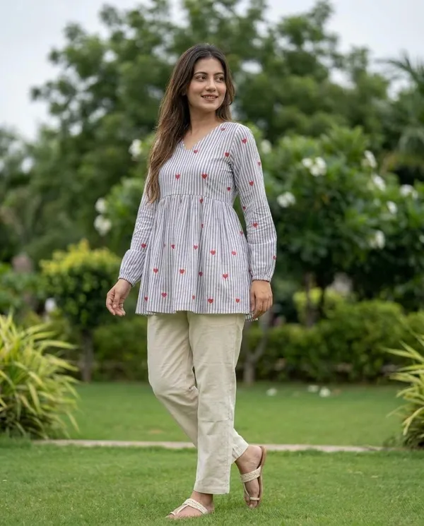 Light_sky_Top_pant_set_for_summer