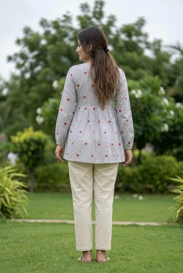 Light_sky_Top_pant_set_for_summer