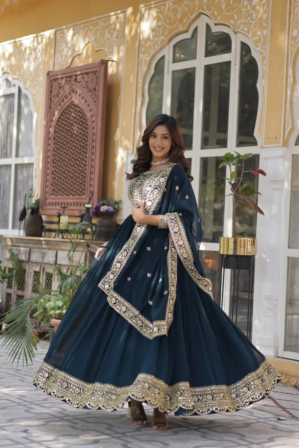Rama_grown_with_embroidery_zari_with_digital_print_duppata
