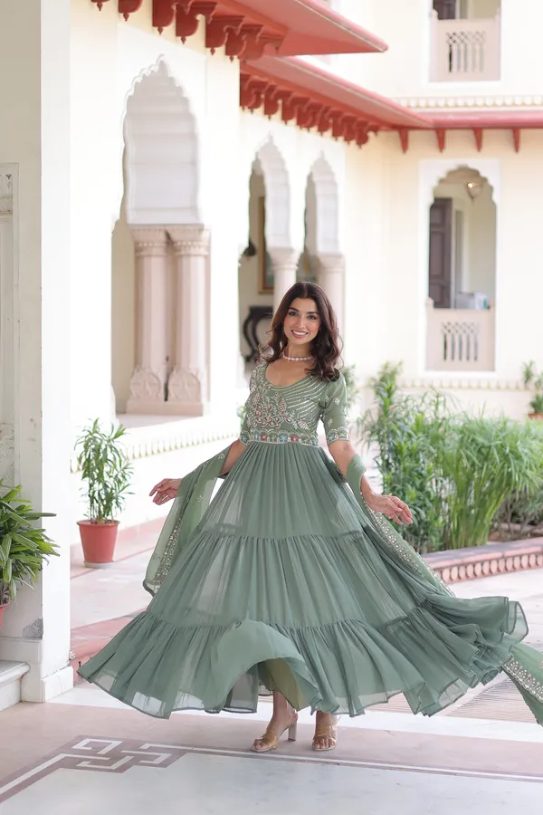 Pista_grown_with_embroidery_zari_with_digital_print_duppata
