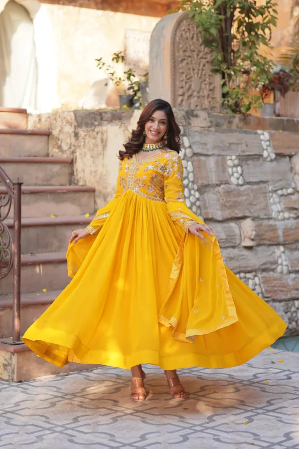 Yellow_grown_with_embroidery_zari_with_digital_print_duppata