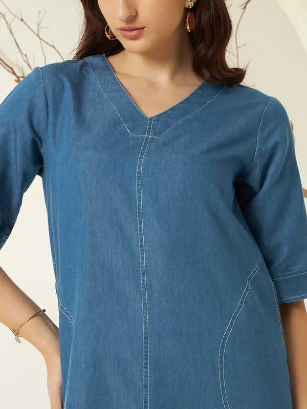 Medium_Blue_Denim_Midi_Dress_With_Colourful_Applique_Work_For_Women