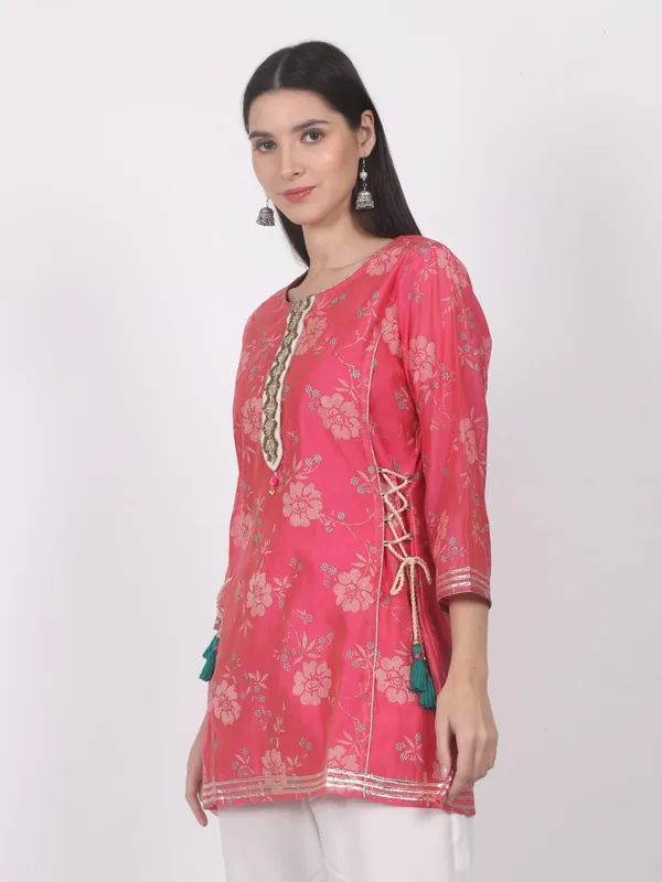 Chanderi_Silk_Top_With_Breathable_Lining