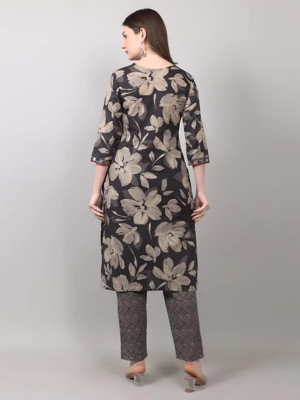 Charcoal_Grey_Floral_Print_3_Piece_Suit