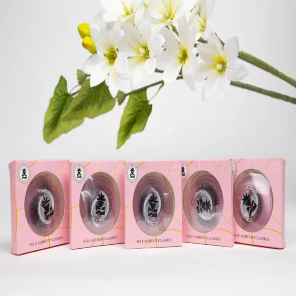 BOBI_Self_Adhesive_Eyelashes_SA18_Natural_–_Soft_Lash_Curve_|_Light_Everyday_Look_|_No_Glue_|_Easy_to_Wear_|_Reusable