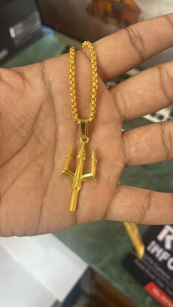 Gold_Plated_Trishul_Pendant_Chain