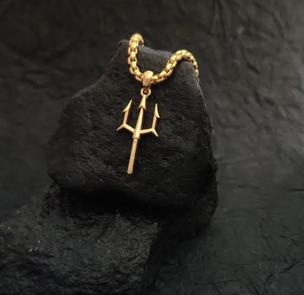 Gold_Plated_Trishul_Pendant_Chain