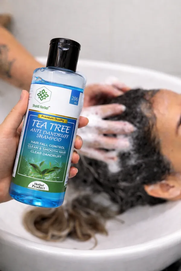 Natural_Tea_Tree_Anti_Dandruff_Shampoo_Soothe_Itchy_&_Irritated_Scalp_Prevents_Dandruff_&_Dry_Scalp_For_Men_&_Women_200_Ml_Pack_Of_2