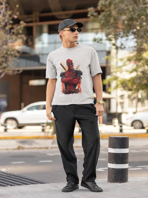 White_Cotton_Oversized_Deadpool_Print_T-Shirt_For_Men
