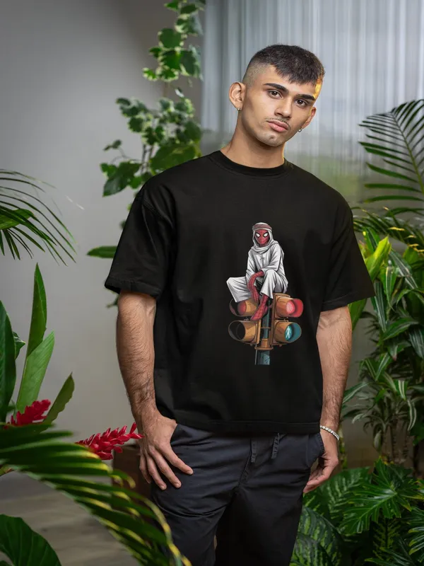 Black_Cotton_Oversized_Traffic_Tales_T-Shirt_For_Men