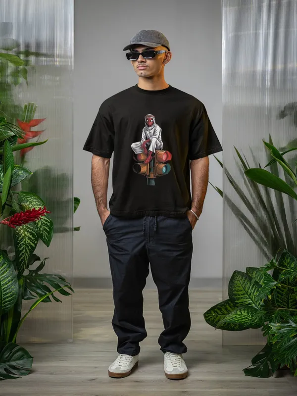 Black_Cotton_Oversized_Traffic_Tales_T-Shirt_For_Men