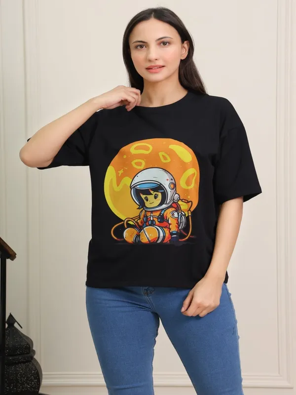 Black_Cotton_Oversized_T-Shirt_For_Women