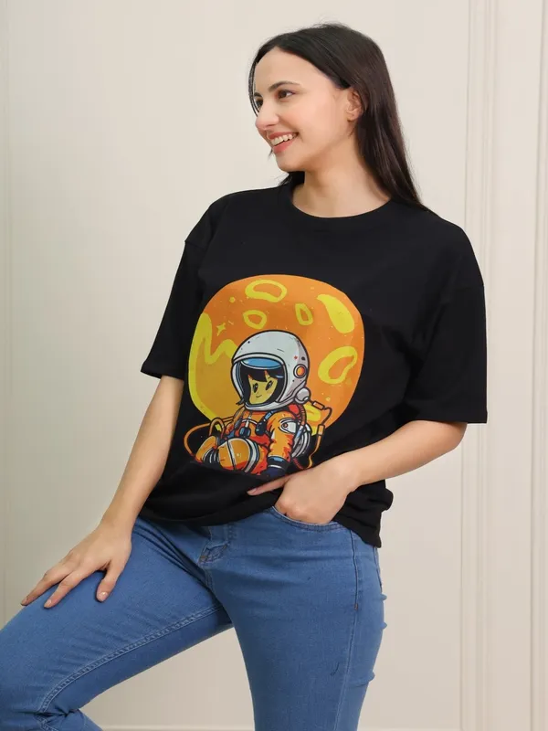Black_Cotton_Oversized_T-Shirt_For_Women