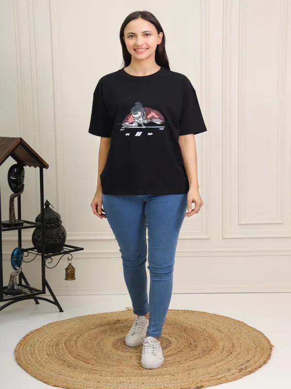 Black_Cotton_Oversized_T-Shirt_For_Women