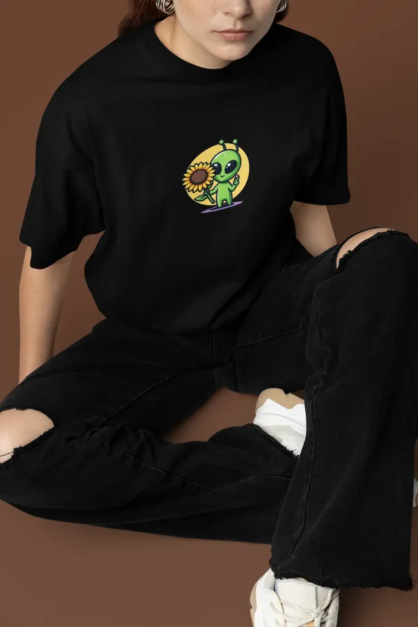 Black_Cotton_Oversized_Graphic_T-Shirt_For_Women