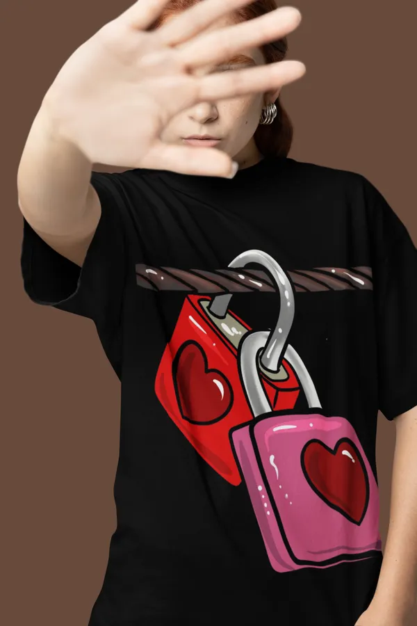 Black_Cotton_Oversized_Graphic_T-Shirt_For_Women