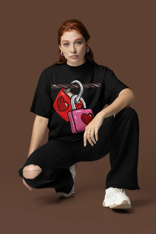 Black_Cotton_Oversized_Graphic_T-Shirt_For_Women