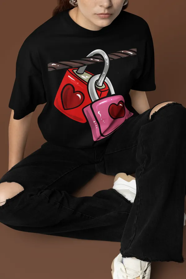 Black_Cotton_Oversized_Graphic_T-Shirt_For_Women