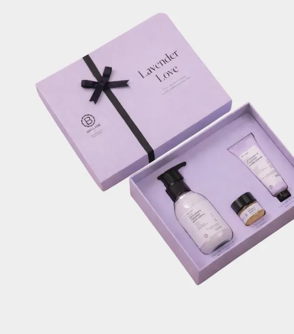 Lavender_Mint_Coconut_And_Aloe_Vera_Bath_&_Body_Gift_Set_For_Men_&_Women