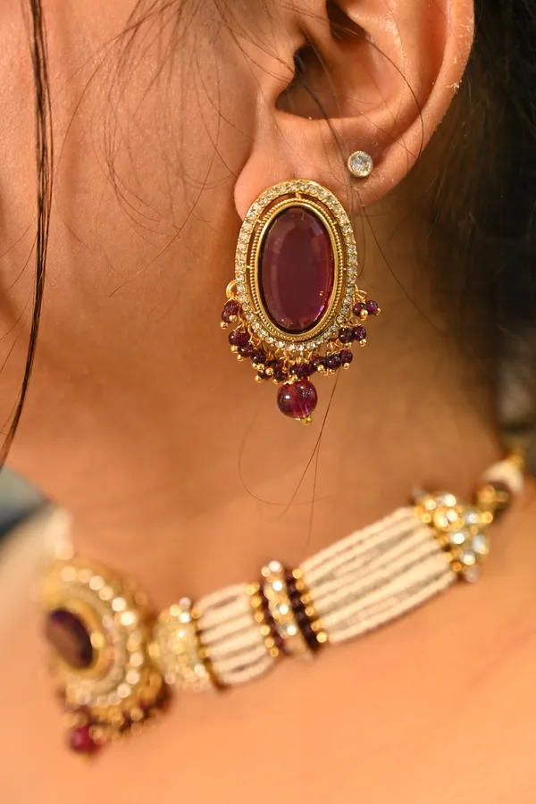 Wine_Royal_Classic_Kundan_Necklace_Set_For_Women