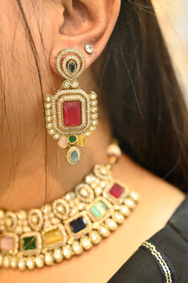 Multicolor_Dual-Tone_Mozonite_Kundan_Necklace_For_Women