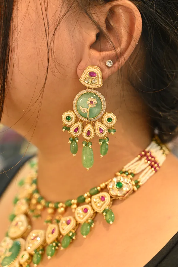 Mint_Green_Rajwadi_Hasli_Style_Kundan_Necklace_Set_For_Women