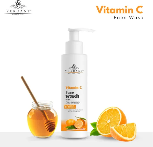 Skin_Brightening_Vitamin_C_Face_Wash_Unisex_100_Ml