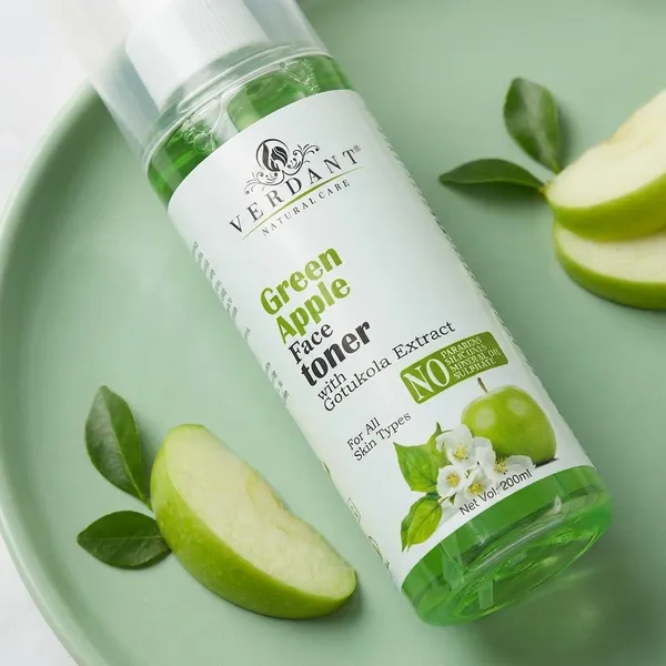 Green_Apple_Gotukola_Skin_Toner_Women_100_Ml