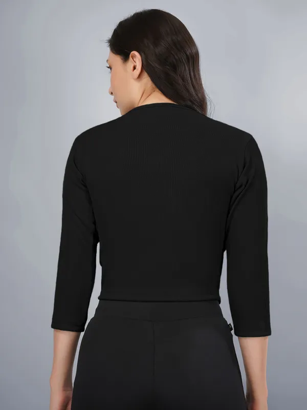 Plus_Size_Crop_Top_for_Women_Round_Neck_3/4_Sleeve_Top