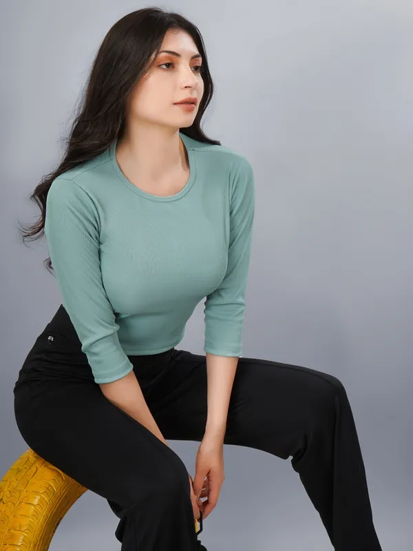 Plus_Size_Crop_Top_for_Women_Round_Neck_3/4_Sleeve_Top