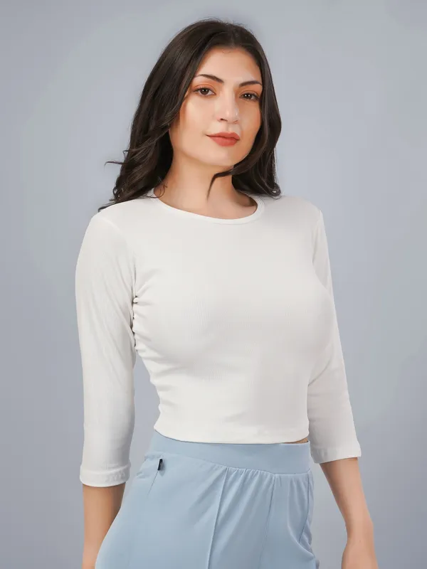 Plus_Size_Crop_Top_for_Women_Round_Neck_3/4_Sleeve_Top