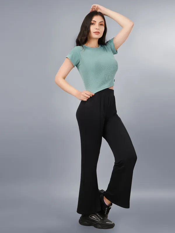 Plus_Size_Crop_Top_for_Women_Round_Neck_Short_Sleeve_Top