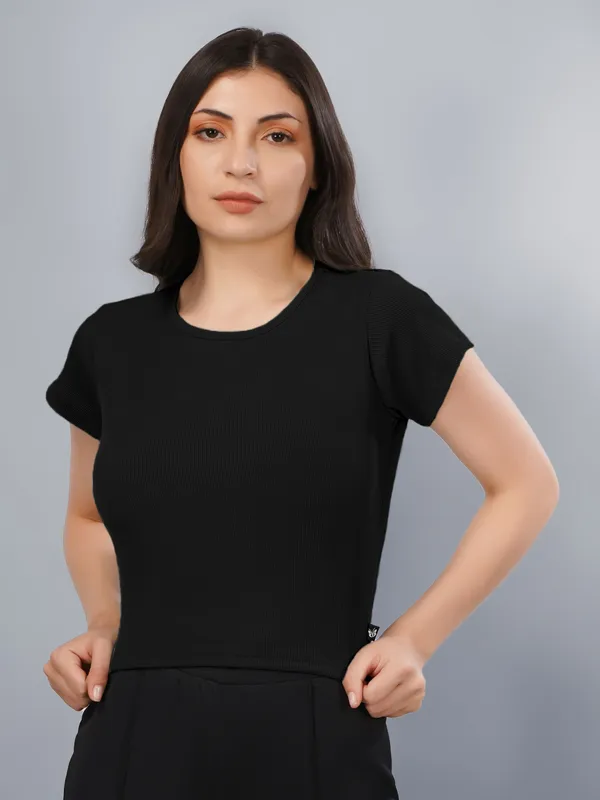 Plus_Size_Crop_Top_for_Women_Round_Neck_Short_Sleeve_Top