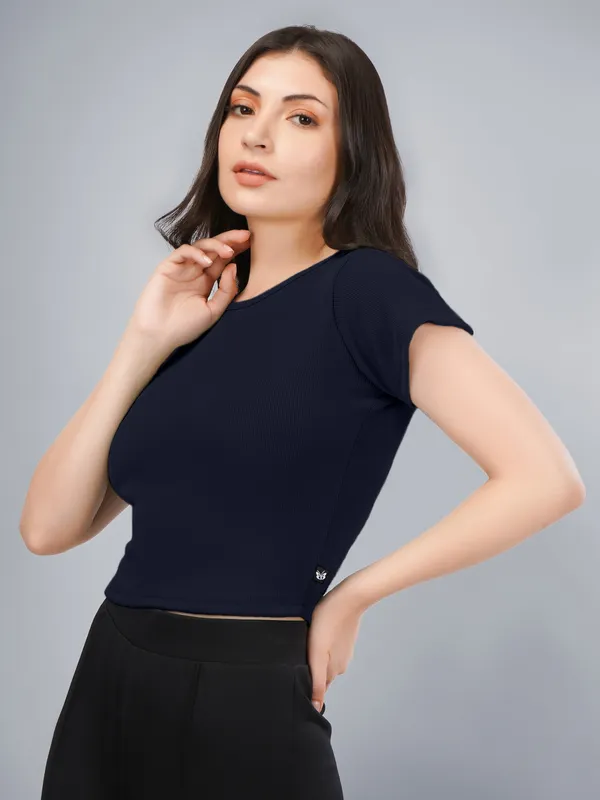 Plus_Size_Crop_Top_for_Women_Round_Neck_Short_Sleeve_Top