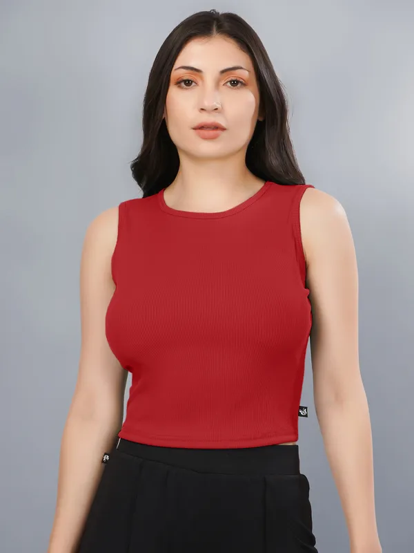 Plus_Size_Crop_Top_for_Women_Round_Neck_Sleeveless_Top