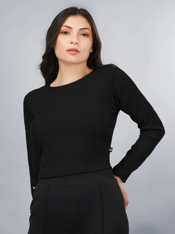 Plus_Size_Crop_Top_for_Women_Round_Neck_Top