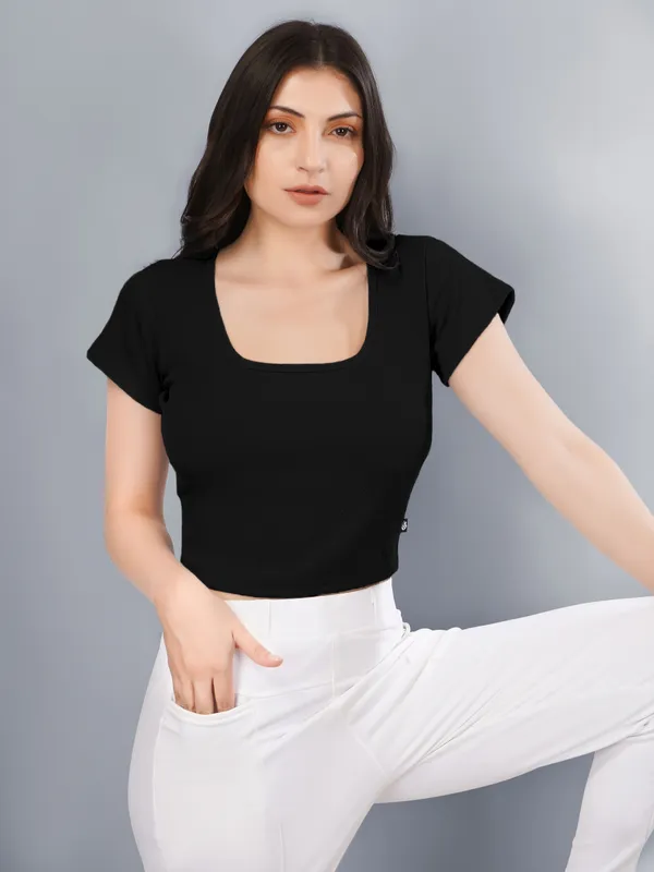 Plus_Size_Crop_Top_for_Women_Square_Neck_Short_Sleeve_Top