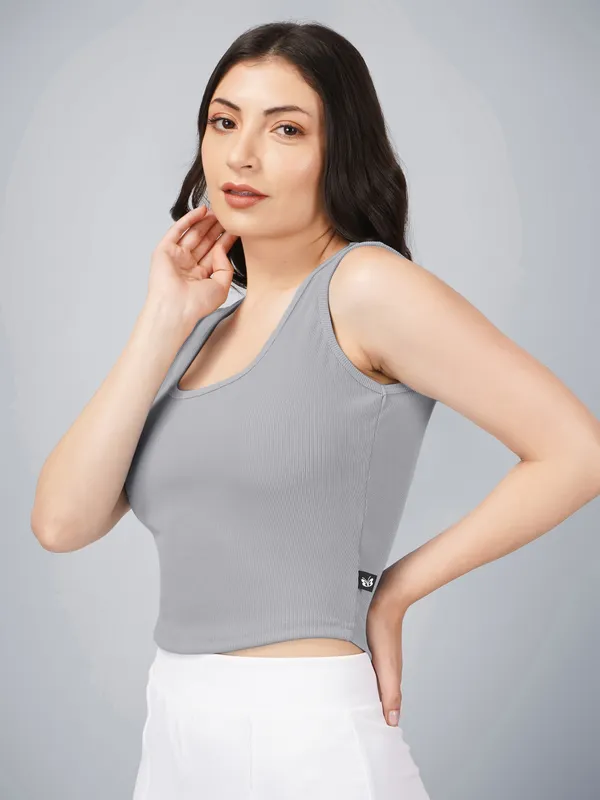Plus_Size_Crop_Top_for_Women_Square_Neck_Sleeveless_Top