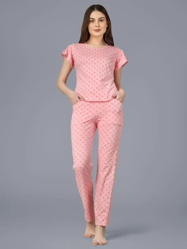 Plus_Size_Printed_Round_Neck_Short_Sleeve_Nightsuit_Set_-_Comfortable_Nightwear_Top_&_Pajama_Set,_Soft_Sleepwear_for_Women
