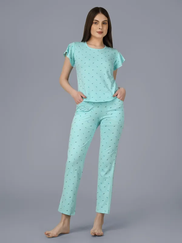 Plus_Size_Printed_Round_Neck_Short_Sleeve_Nightsuit_Set_-_Comfortable_Nightwear_Top_&_Pajama_Set,_Soft_Sleepwear_for_Women